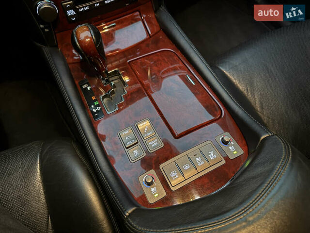 Сірий Лексус ЛС, об'ємом двигуна 4.6 л та пробігом 116 тис. км за 14999 $, фото 58 на Automoto.ua