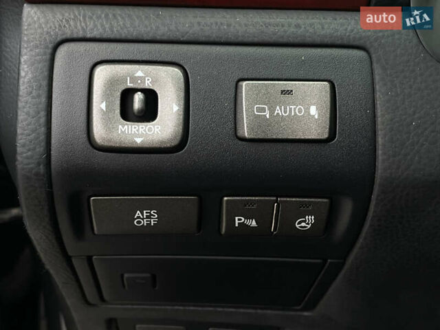 Серый Лексус ЛС, объемом двигателя 4.6 л и пробегом 195 тыс. км за 9950 $, фото 49 на Automoto.ua