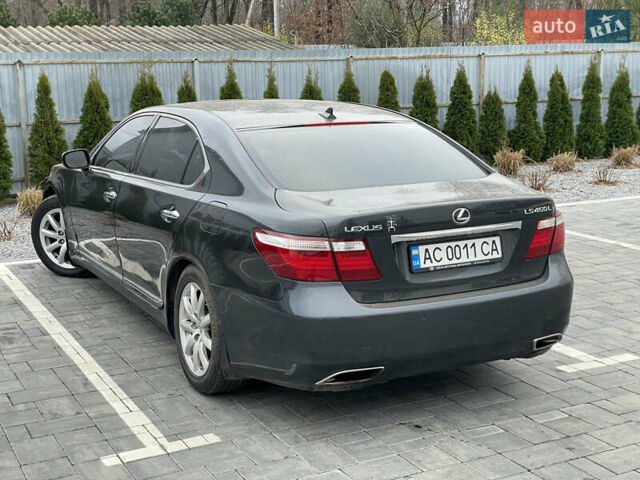 Серый Лексус ЛС, объемом двигателя 4.6 л и пробегом 195 тыс. км за 9950 $, фото 12 на Automoto.ua