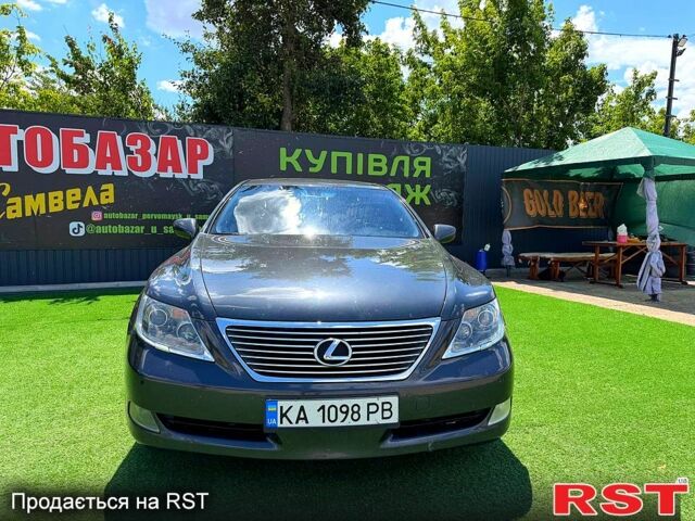 Сірий Лексус ЛС, об'ємом двигуна 4.6 л та пробігом 0 тис. км за 9999 $, фото 1 на Automoto.ua
