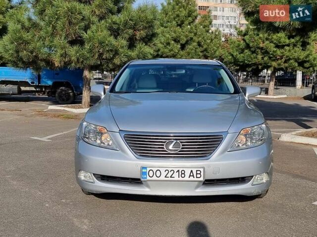 Сірий Лексус ЛС, об'ємом двигуна 4.61 л та пробігом 238 тис. км за 9500 $, фото 2 на Automoto.ua