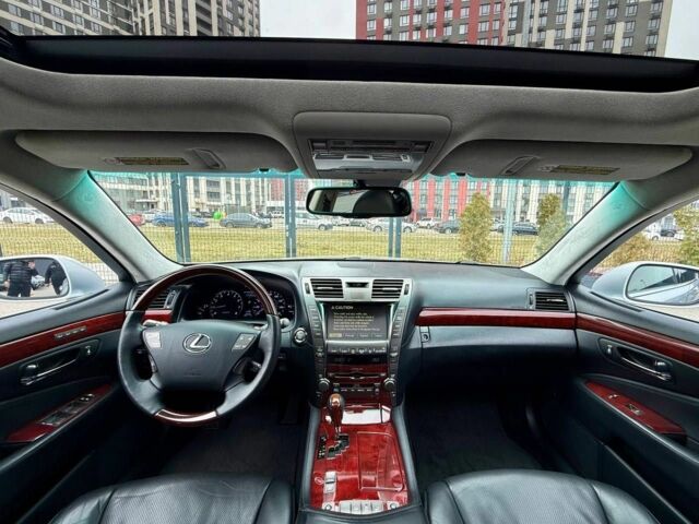 Сірий Лексус ЛС, об'ємом двигуна 4.6 л та пробігом 275 тис. км за 11500 $, фото 19 на Automoto.ua