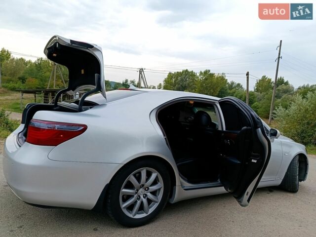 Сірий Лексус ЛС, об'ємом двигуна 4.61 л та пробігом 245 тис. км за 11200 $, фото 3 на Automoto.ua