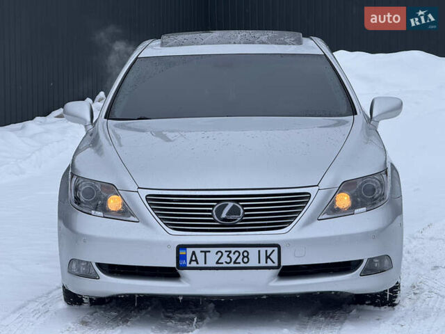 Серый Лексус ЛС, объемом двигателя 4.61 л и пробегом 240 тыс. км за 8500 $, фото 11 на Automoto.ua