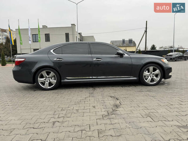 Серый Лексус ЛС, объемом двигателя 4.6 л и пробегом 116 тыс. км за 11700 $, фото 4 на Automoto.ua