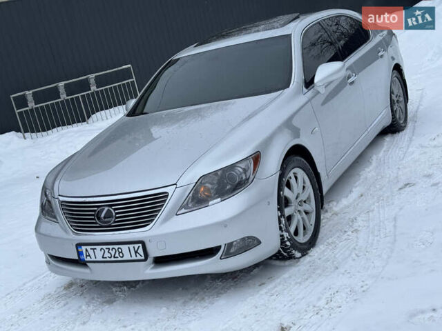 Серый Лексус ЛС, объемом двигателя 4.61 л и пробегом 240 тыс. км за 8500 $, фото 20 на Automoto.ua