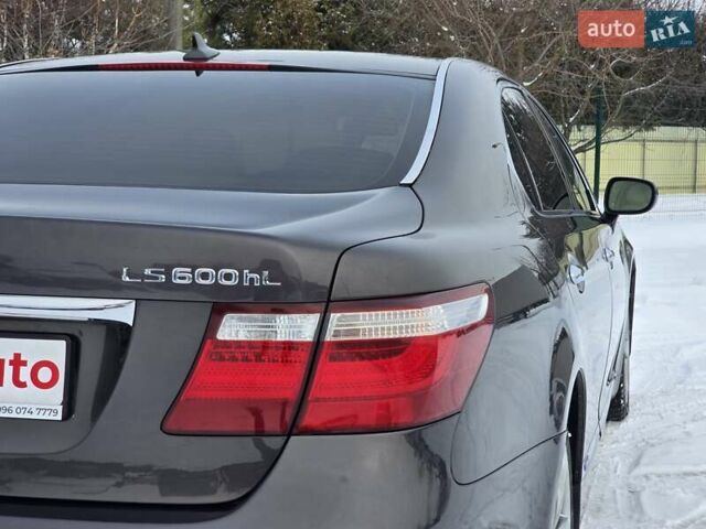 Сірий Лексус ЛС, об'ємом двигуна 5 л та пробігом 237 тис. км за 15499 $, фото 15 на Automoto.ua