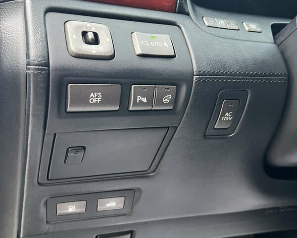 Сірий Лексус ЛС, об'ємом двигуна 4.6 л та пробігом 229 тис. км за 12700 $, фото 36 на Automoto.ua