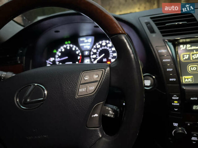 Сірий Лексус ЛС, об'ємом двигуна 4.6 л та пробігом 116 тис. км за 14999 $, фото 61 на Automoto.ua