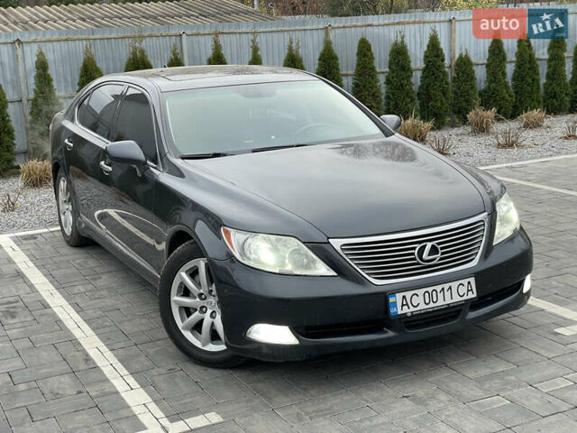 Серый Лексус ЛС, объемом двигателя 4.6 л и пробегом 195 тыс. км за 9950 $, фото 3 на Automoto.ua