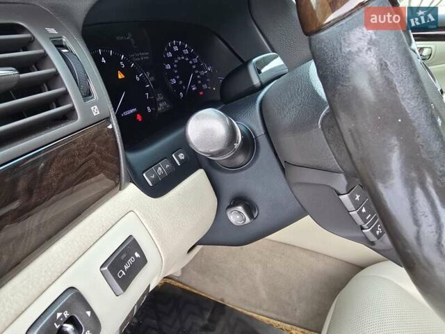 Серый Лексус ЛС, объемом двигателя 5 л и пробегом 237 тыс. км за 15499 $, фото 29 на Automoto.ua