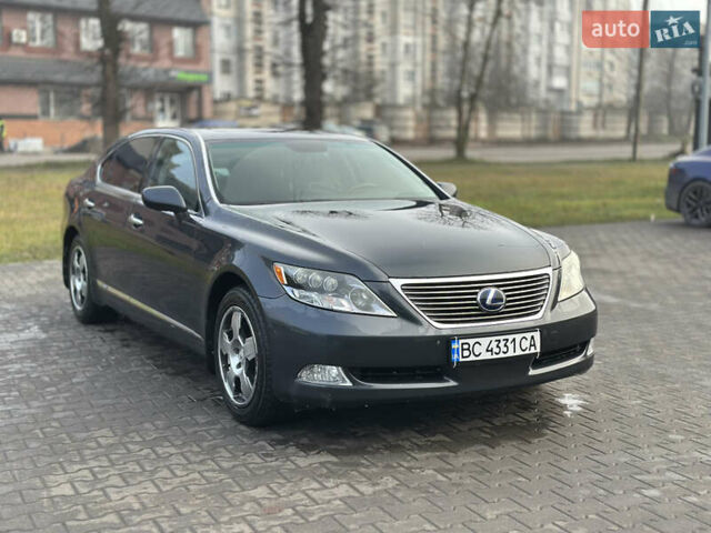Серый Лексус ЛС, объемом двигателя 4.99 л и пробегом 220 тыс. км за 7000 $, фото 6 на Automoto.ua