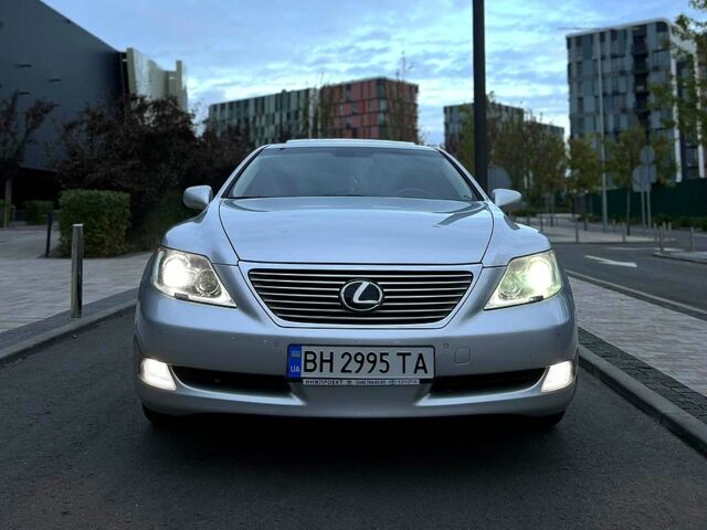 Сірий Лексус ЛС, об'ємом двигуна 4.6 л та пробігом 220 тис. км за 11000 $, фото 2 на Automoto.ua