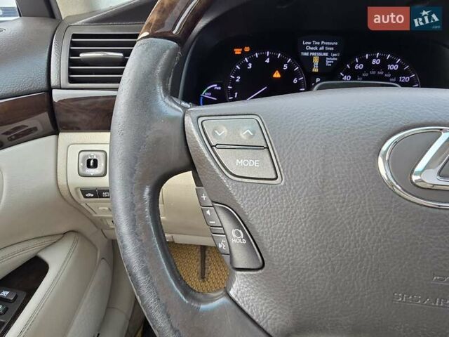 Сірий Лексус ЛС, об'ємом двигуна 5 л та пробігом 237 тис. км за 15499 $, фото 35 на Automoto.ua