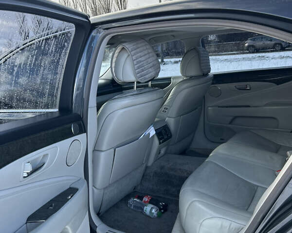 Серый Лексус ЛС, объемом двигателя 4.6 л и пробегом 183 тыс. км за 9700 $, фото 18 на Automoto.ua