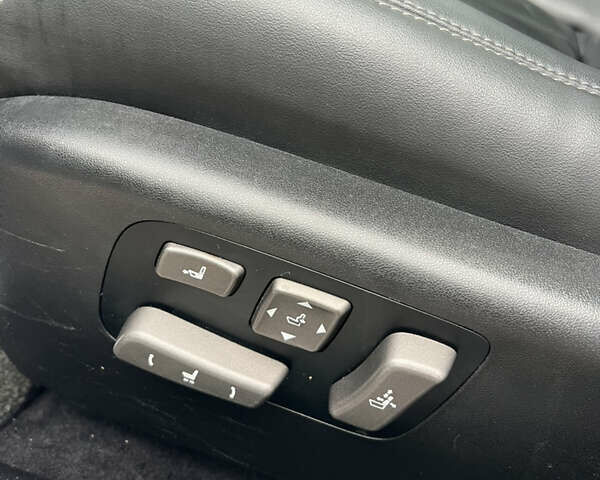 Сірий Лексус ЛС, об'ємом двигуна 4.6 л та пробігом 229 тис. км за 12700 $, фото 37 на Automoto.ua