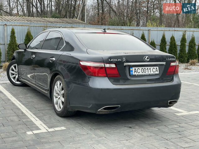 Серый Лексус ЛС, объемом двигателя 4.6 л и пробегом 195 тыс. км за 9900 $, фото 10 на Automoto.ua