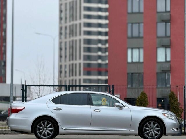 Сірий Лексус ЛС, об'ємом двигуна 4.6 л та пробігом 275 тис. км за 11500 $, фото 6 на Automoto.ua