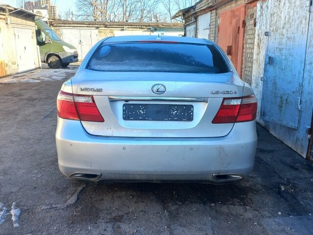 Серый Лексус ЛС, объемом двигателя 4 л и пробегом 180 тыс. км за 8500 $, фото 4 на Automoto.ua