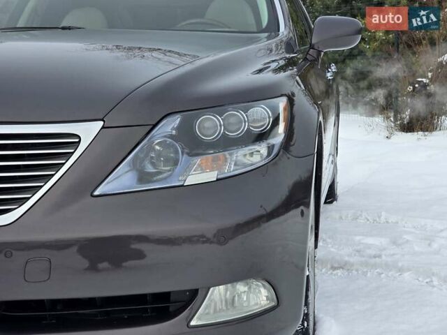 Сірий Лексус ЛС, об'ємом двигуна 5 л та пробігом 237 тис. км за 15499 $, фото 11 на Automoto.ua