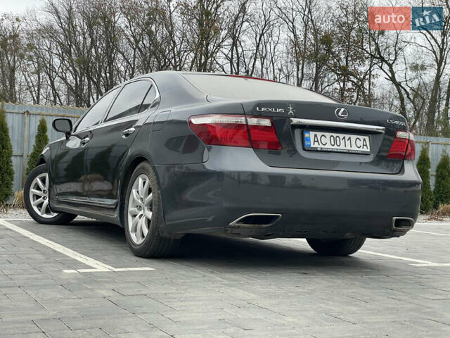 Серый Лексус ЛС, объемом двигателя 4.6 л и пробегом 195 тыс. км за 9950 $, фото 11 на Automoto.ua
