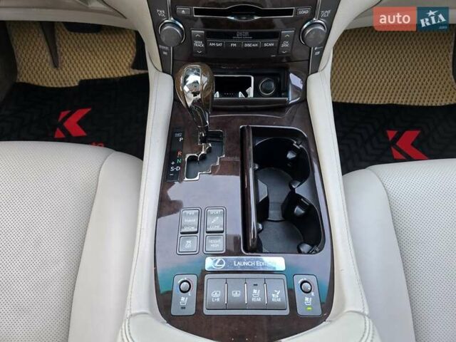 Серый Лексус ЛС, объемом двигателя 5 л и пробегом 237 тыс. км за 15499 $, фото 47 на Automoto.ua