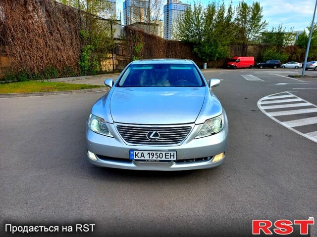 Сірий Лексус ЛС, об'ємом двигуна 4.6 л та пробігом 180 тис. км за 12000 $, фото 5 на Automoto.ua