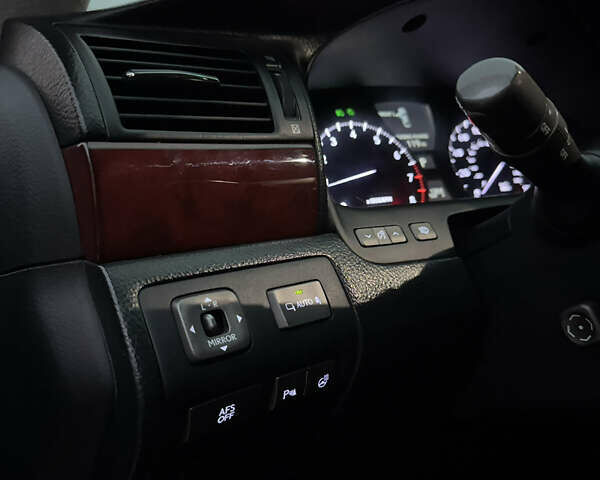 Сірий Лексус ЛС, об'ємом двигуна 4.6 л та пробігом 116 тис. км за 14999 $, фото 60 на Automoto.ua