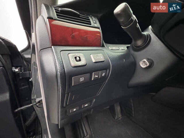 Серый Лексус ЛС, объемом двигателя 4.6 л и пробегом 116 тыс. км за 11700 $, фото 27 на Automoto.ua