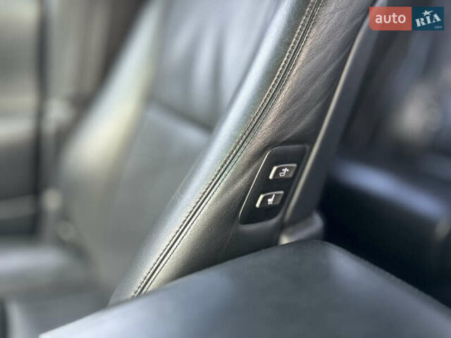 Серый Лексус ЛС, объемом двигателя 4.99 л и пробегом 220 тыс. км за 7000 $, фото 15 на Automoto.ua