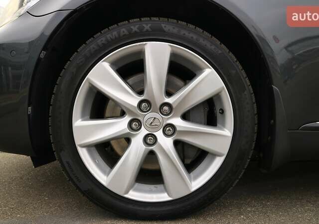 Серый Лексус ЛС, объемом двигателя 5 л и пробегом 164 тыс. км за 11971 $, фото 10 на Automoto.ua