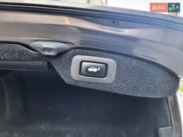 Серый Лексус ЛС, объемом двигателя 4.97 л и пробегом 237 тыс. км за 16999 $, фото 104 на Automoto.ua