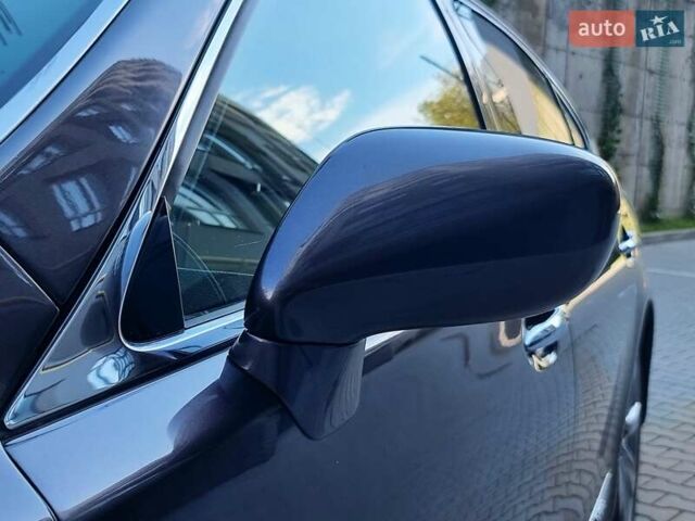 Серый Лексус ЛС, объемом двигателя 4.97 л и пробегом 237 тыс. км за 16999 $, фото 19 на Automoto.ua