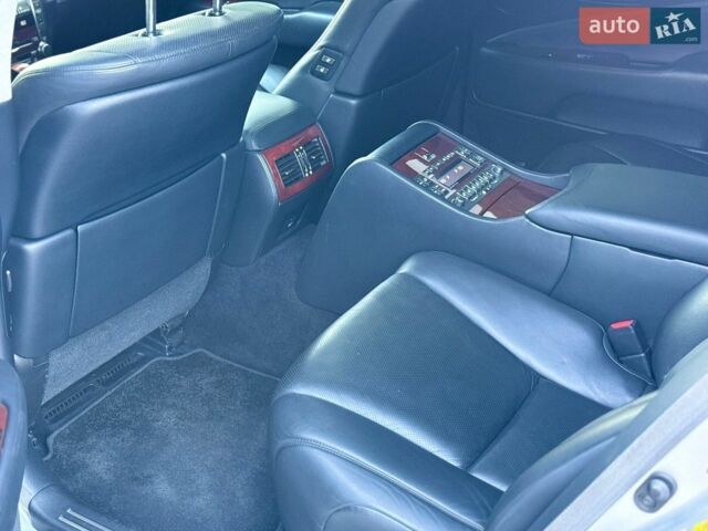 Серый Лексус ЛС, объемом двигателя 4.6 л и пробегом 113 тыс. км за 13500 $, фото 28 на Automoto.ua