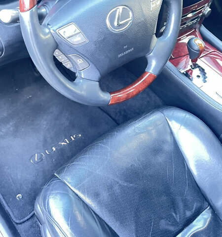 Серый Лексус ЛС, объемом двигателя 4.61 л и пробегом 203 тыс. км за 14000 $, фото 40 на Automoto.ua