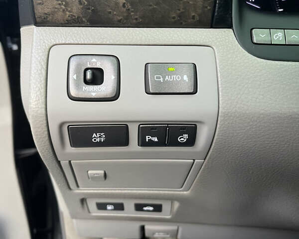 Серый Лексус ЛС, объемом двигателя 4.61 л и пробегом 263 тыс. км за 8000 $, фото 16 на Automoto.ua