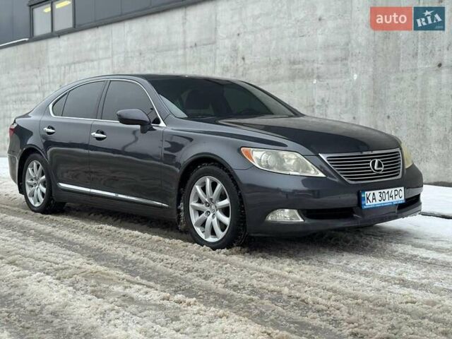 Серый Лексус ЛС, объемом двигателя 4.61 л и пробегом 193 тыс. км за 15500 $, фото 22 на Automoto.ua