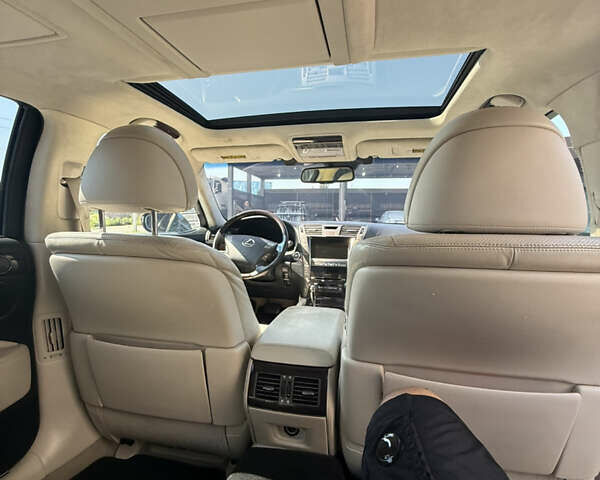 Сірий Лексус ЛС, об'ємом двигуна 4.97 л та пробігом 163 тис. км за 15500 $, фото 6 на Automoto.ua