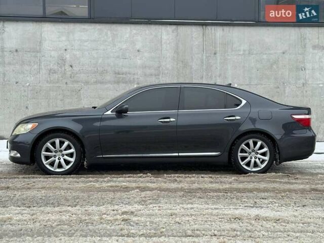 Серый Лексус ЛС, объемом двигателя 4.61 л и пробегом 193 тыс. км за 15500 $, фото 25 на Automoto.ua