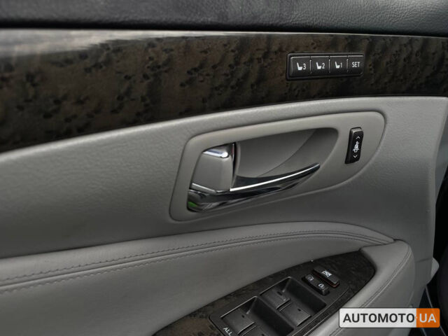 Серый Лексус ЛС, объемом двигателя 4.6 л и пробегом 245 тыс. км за 9800 $, фото 6 на Automoto.ua