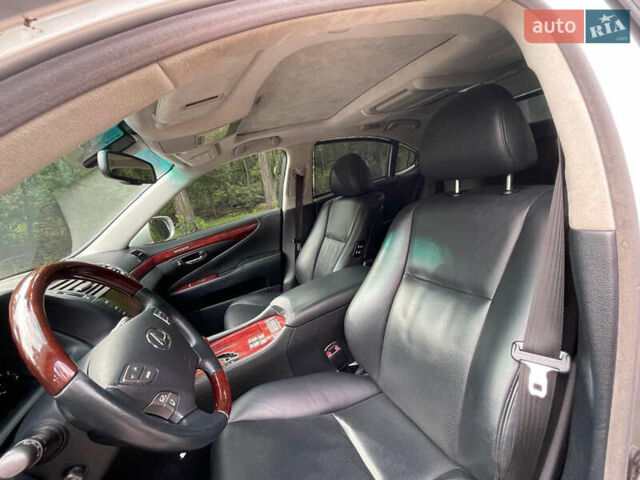 Серый Лексус ЛС, объемом двигателя 4.6 л и пробегом 145 тыс. км за 25000 $, фото 17 на Automoto.ua