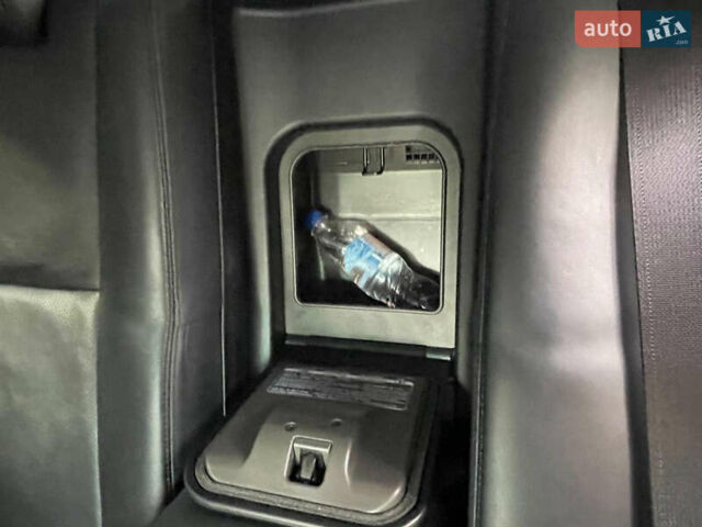 Серый Лексус ЛС, объемом двигателя 4.6 л и пробегом 145 тыс. км за 25000 $, фото 22 на Automoto.ua