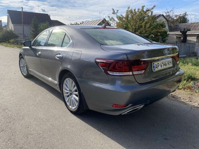 Сірий Лексус ЛС, об'ємом двигуна 0 л та пробігом 71 тис. км за 35000 $, фото 3 на Automoto.ua