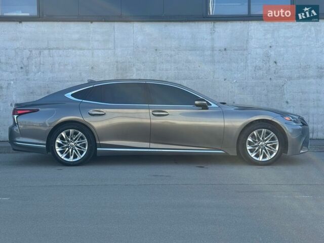 Серый Лексус ЛС, объемом двигателя 3.44 л и пробегом 89 тыс. км за 46000 $, фото 4 на Automoto.ua