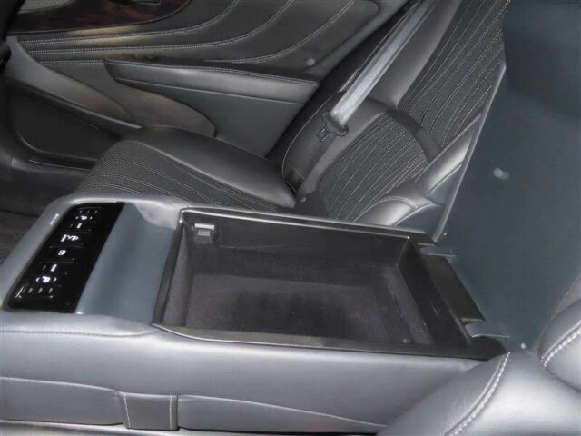 Сірий Лексус ЛС, об'ємом двигуна 3.5 л та пробігом 46 тис. км за 20500 $, фото 11 на Automoto.ua