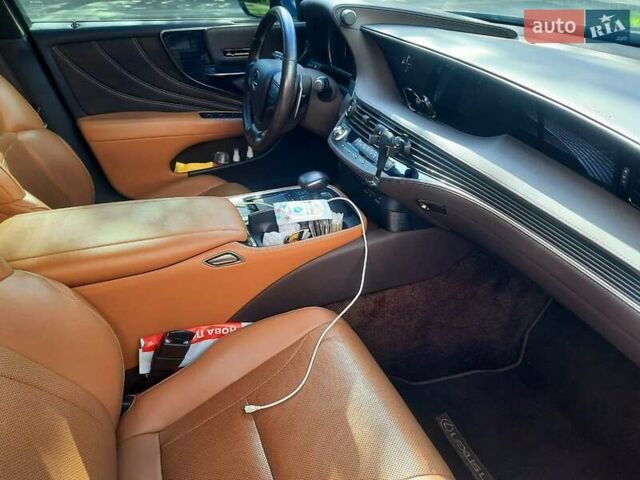 Сірий Лексус ЛС, об'ємом двигуна 3.5 л та пробігом 50 тис. км за 46500 $, фото 8 на Automoto.ua