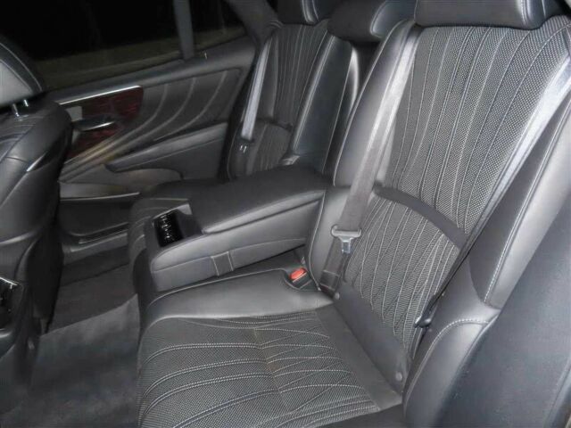 Сірий Лексус ЛС, об'ємом двигуна 3.5 л та пробігом 46 тис. км за 20500 $, фото 12 на Automoto.ua