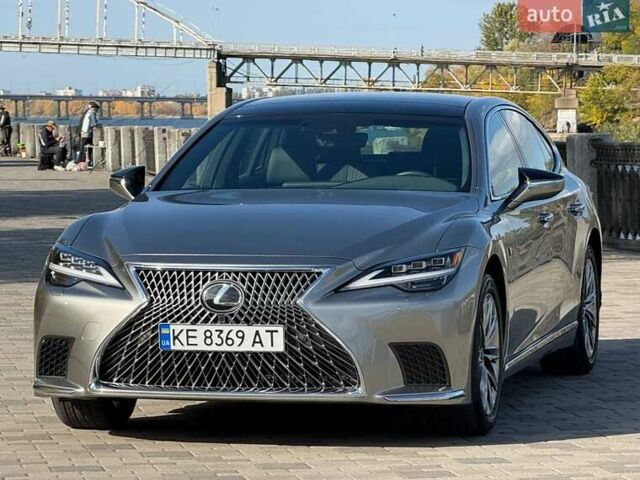 Серый Лексус ЛС, объемом двигателя 3.46 л и пробегом 59 тыс. км за 79999 $, фото 2 на Automoto.ua