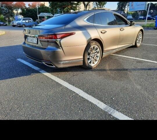 Серый Лексус ЛС, объемом двигателя 3 л и пробегом 60 тыс. км за 42500 $, фото 4 на Automoto.ua