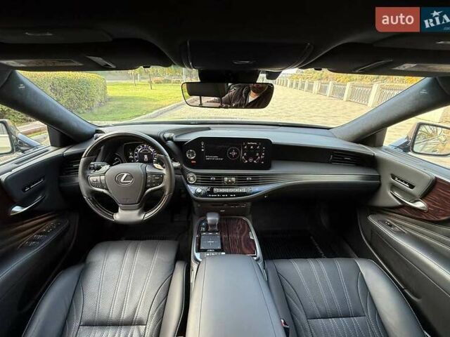 Серый Лексус ЛС, объемом двигателя 3.46 л и пробегом 59 тыс. км за 79999 $, фото 12 на Automoto.ua